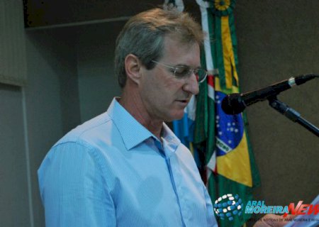 Edson de David mantêm compromisso e paga salário dos servidores nesta sexta (30)