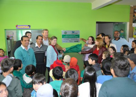 Edson de David inaugurou reforma da escola Joaquim Moreira Lopes