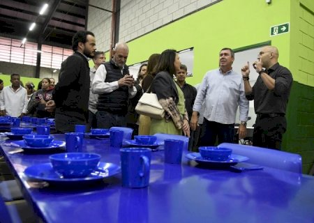 Governo de MS inaugura escola para atender 400 alunos com ensino regular e profissionalizante no Jardim Noroeste