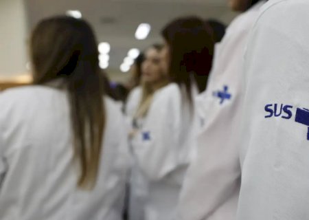 Mais Médicos promoveu melhoria da saúde da população, diz secretário