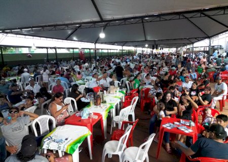 Festa da Padroeira terá quermesse e show de prêmios de R$ 30 mil em Aral Moreira